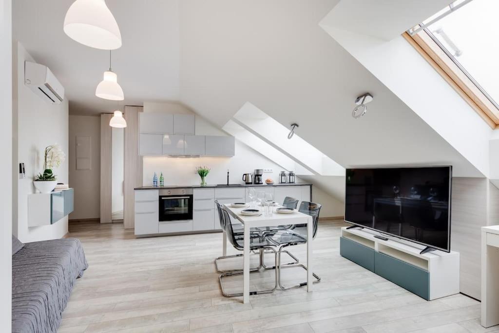 Modern & New Place Next To Wawel Castle & Vistula Krakau Buitenkant foto